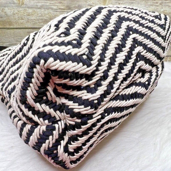 ZARA Woven Crochet Beige Black Cotton Bohemian Purse Shoulder Bag Tote - Picture 7 of 12